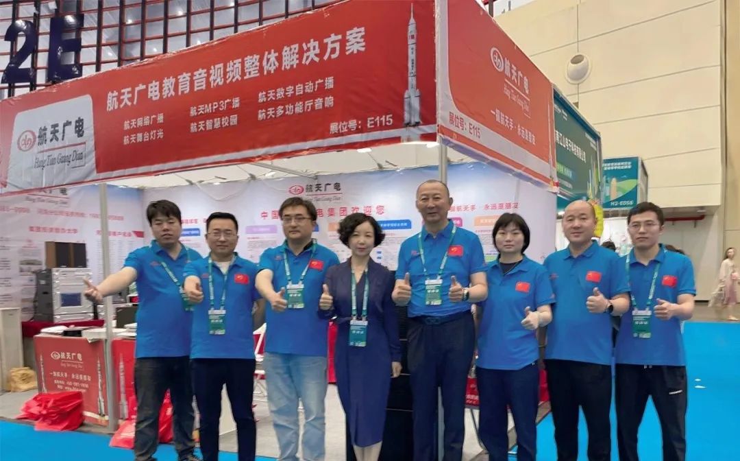 ���ֳ��𱬡����������(֣��)����װ�������ᣡ�Ӵ�����չλ���н�����������Ӯ��